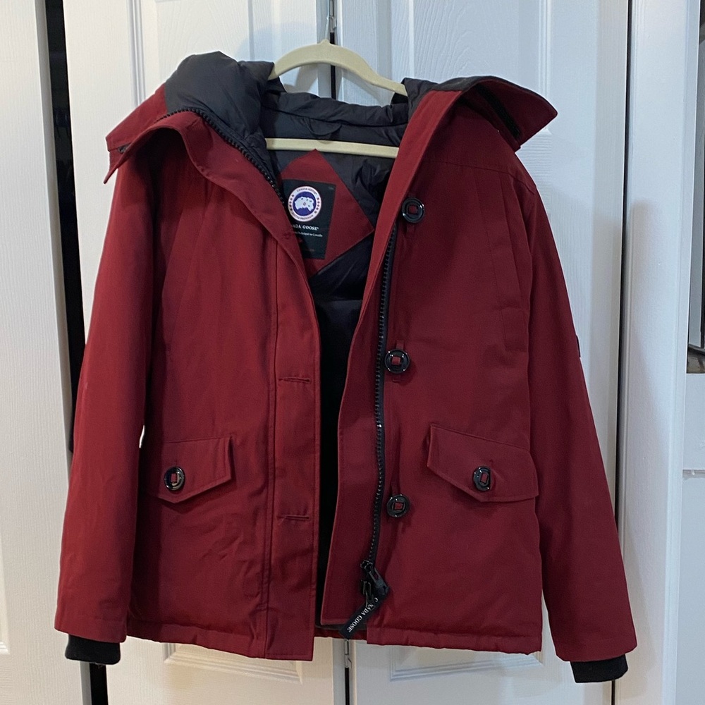 Canada Goose Montebello Parka in Niagara Grape! Barely worn!